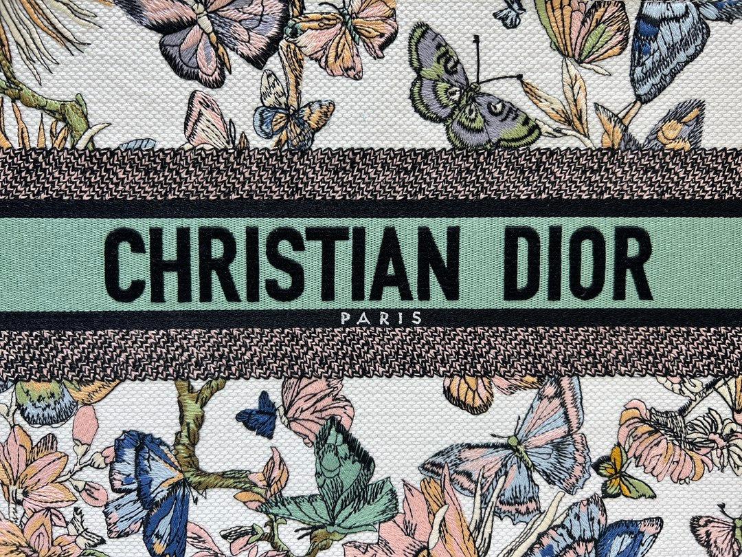 Dior Book Tote M1296 Medium Latte Multicolor Dior Jardin d’Hiver Embroidery M0084