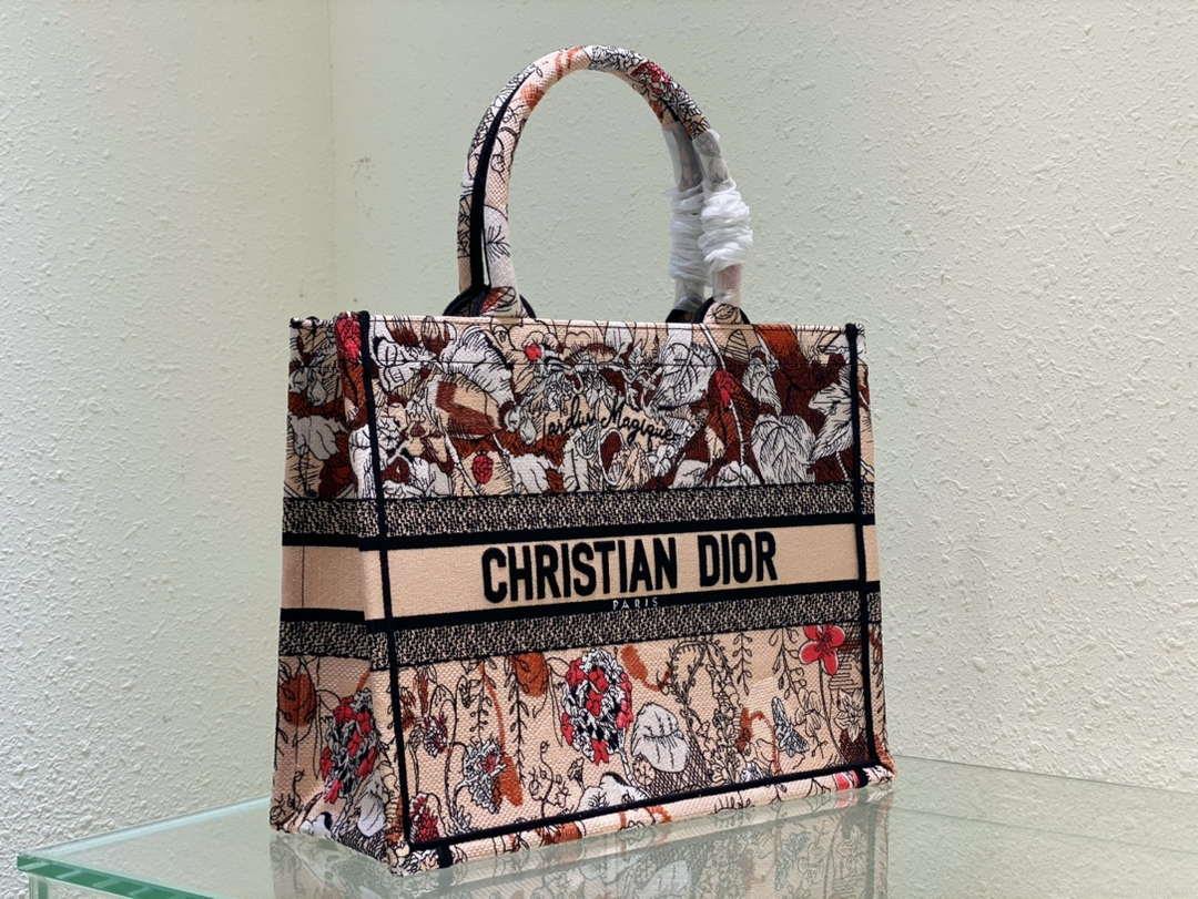Dior Book Tote M1296 Medium Latte Multicolor Dior Jardin d’Hiver Embroidery M0087