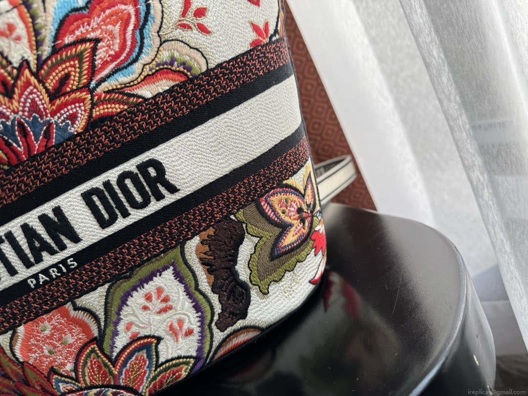 Dior M1328 Hat Basket Bag Red Le Coeur des Papillons Embroider