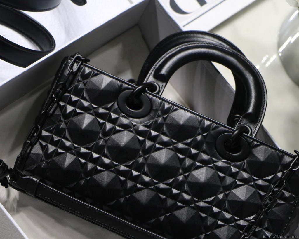Dior M0540 Lady D-joy Bag Black Cannage Calfskin with Diamond Motif