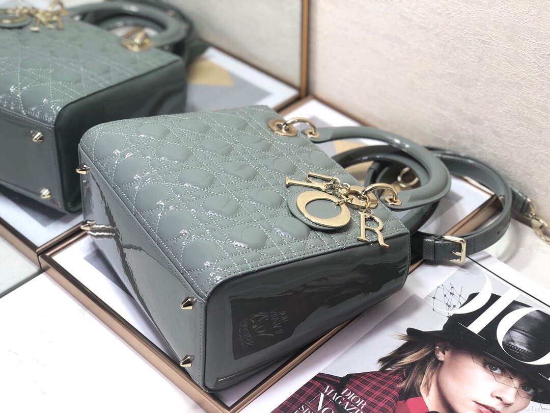 Dior M0565 Medium Lady Dior Patent Cannage Calfskin Bag Gray