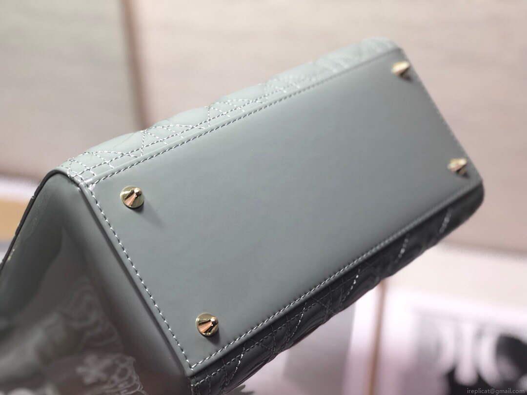 Dior M0565 Medium Lady Dior Patent Cannage Calfskin Bag Gray