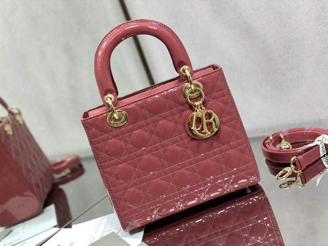 Dior M0565 Medium Lady Dior Patent Cannage Calfskin Bag Pink
