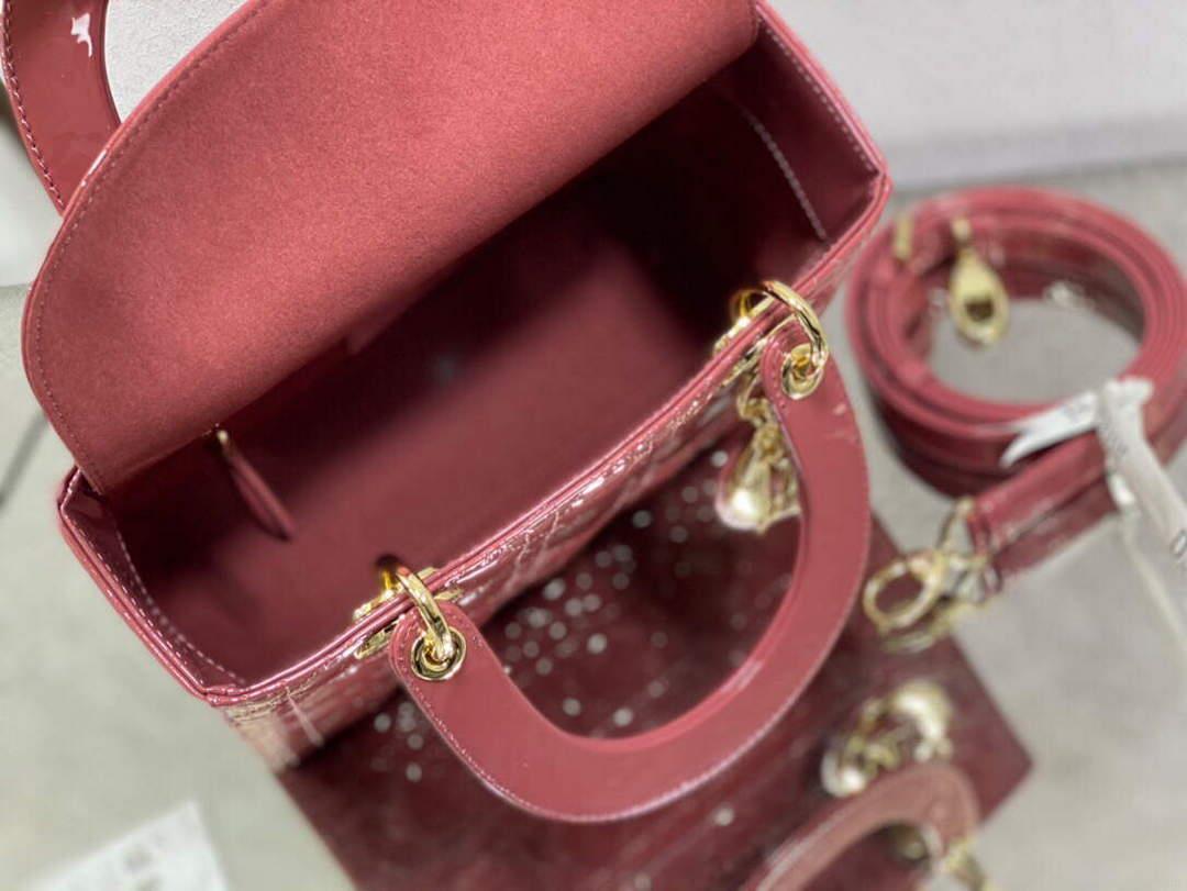 Dior M0565 Medium Lady Dior Patent Cannage Calfskin Bag Pink