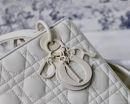 Dior M0565 Medium Lady Dior Cannage Calfskin Bag White