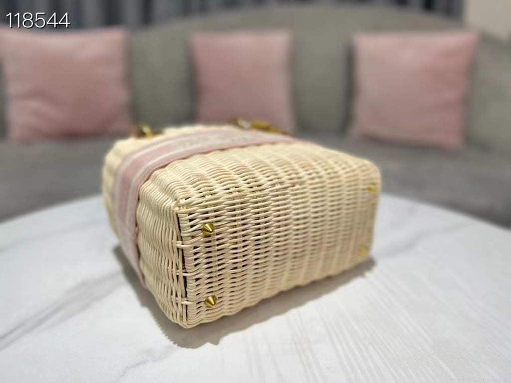 Dior M0565 Medium Lady Dior Bag Natural Wicker Pink