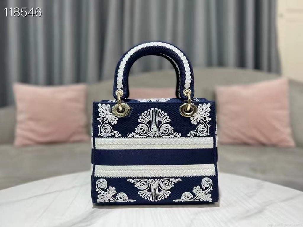 Dior M0565 Medium Lady D-Life Bag Blue and White Cornely-Effect Embroidery