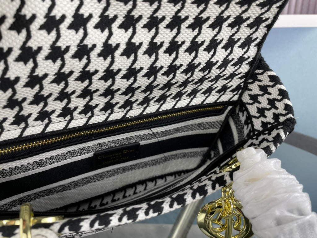 Dior Medium Lady D-Life Bag M0565 Butterfly Embroidery Black and White