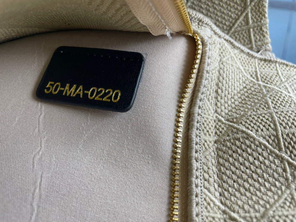 Dior M0565 Medium Lady D-Life Bag Cannage Embroidery Light Yellow