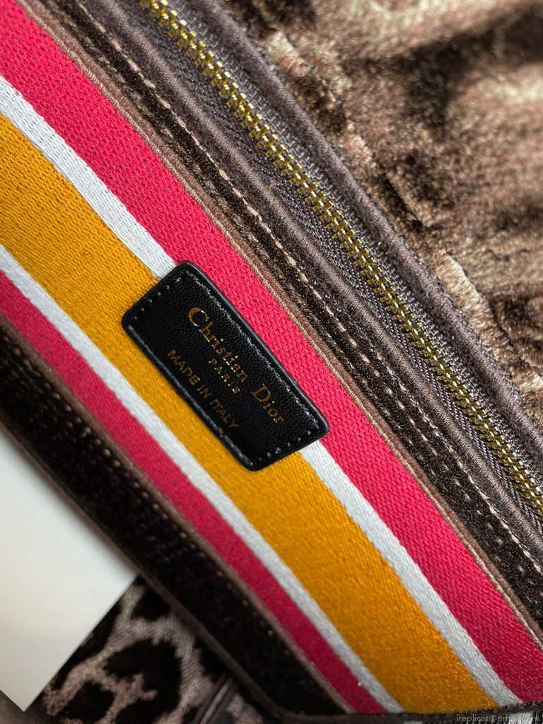 Dior M0565 Medium Lady D-Life Bag Beige Multicolor Mizza Embroidery With Yellow