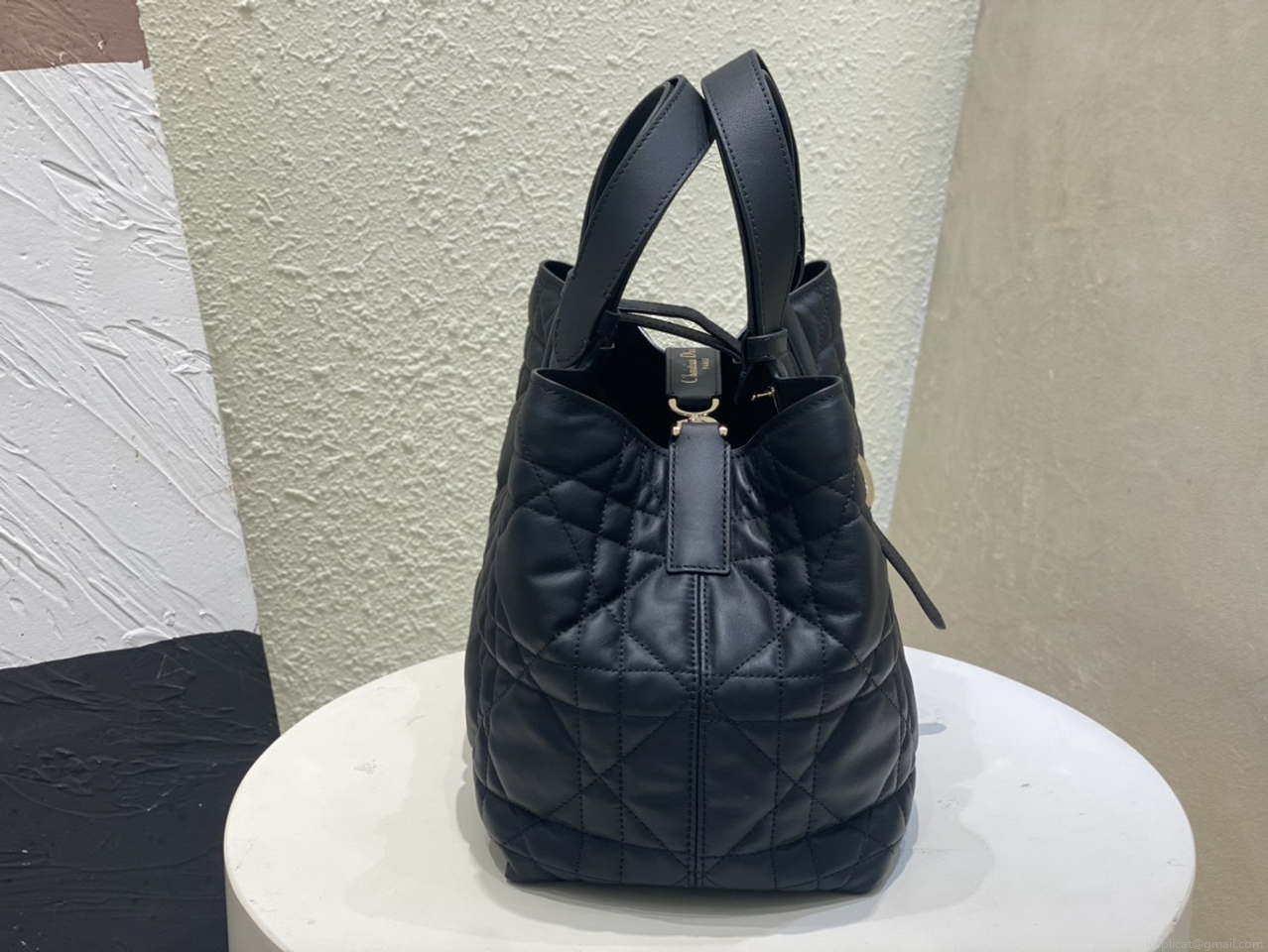 Dior M2821 Medium Dior Toujours Bag Black Macrocannage Calfskin