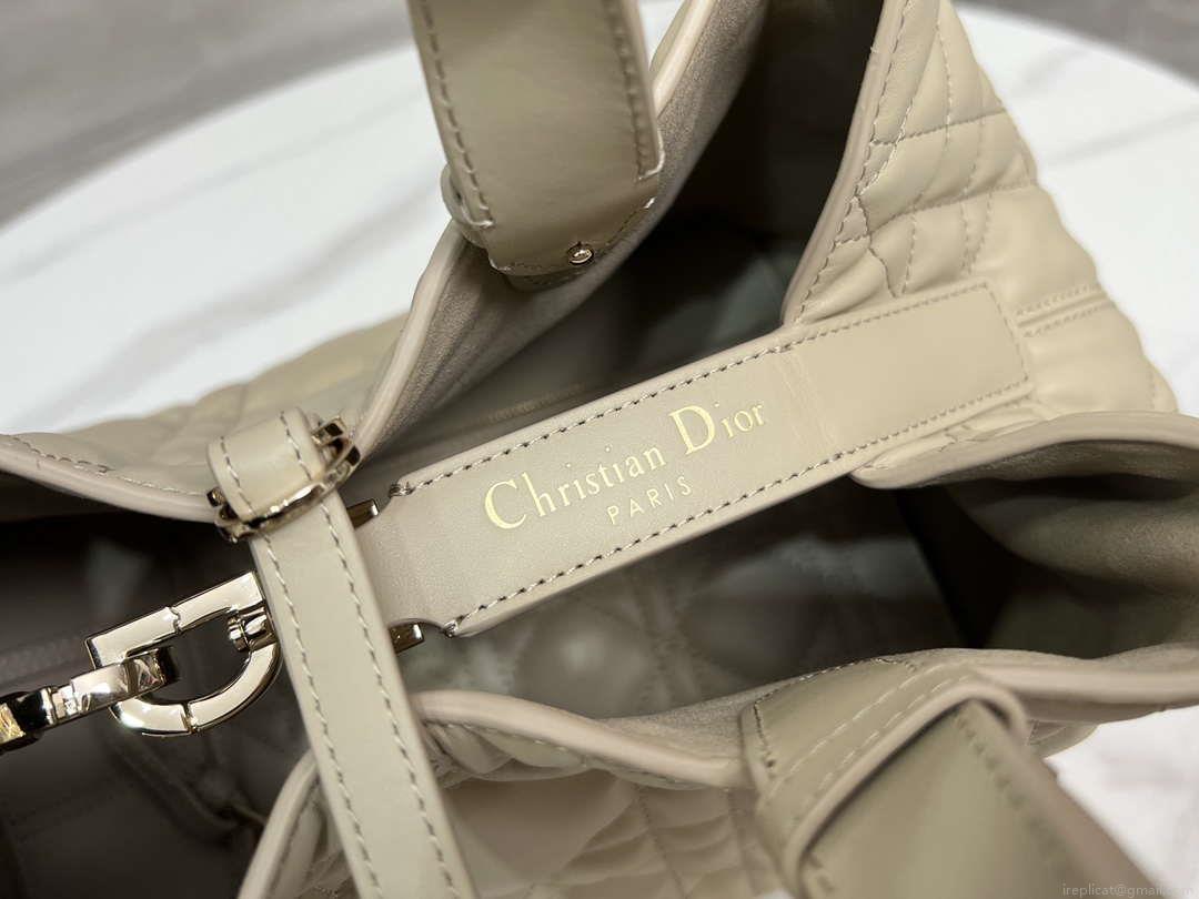 Dior M2821 Medium Dior Toujours Bag Beige Macrocannage Calfskin
