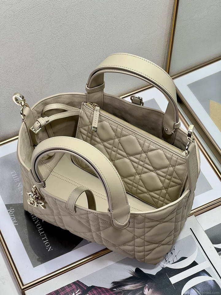 Dior M2822 Small Dior Toujours Bag Beige Macrocannage Calfskin