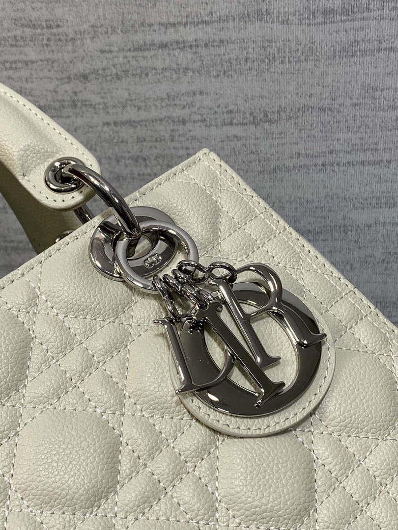 Dior M0565 Medium Lady Dior Bag Beige Grained Cannage Calfskin Silver