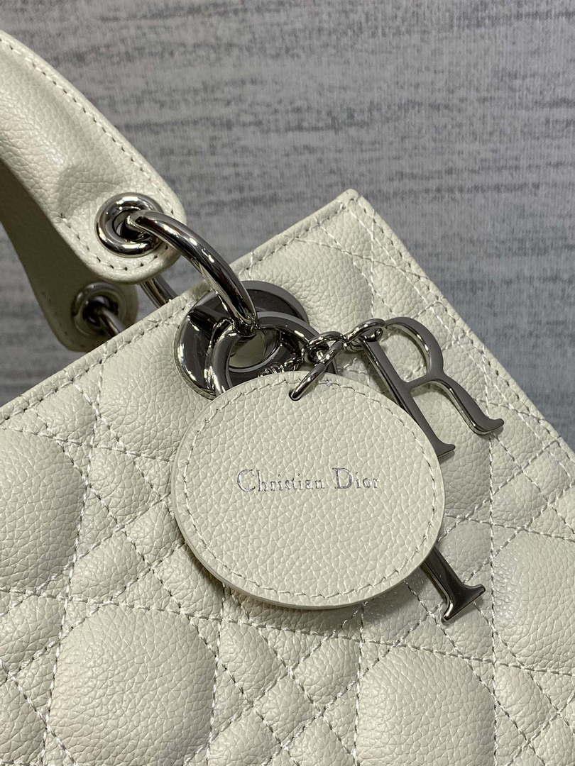Dior M0565 Medium Lady Dior Bag Beige Grained Cannage Calfskin Silver