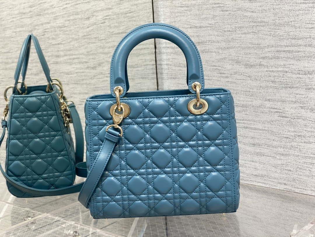 Dior M0565 Medium Lady Dior Bag Blue Cannage Lambskin Gold
