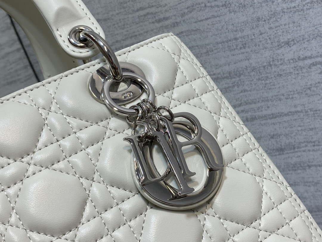 Dior M0565 Medium Lady Dior Bag White Cannage Lambskin Silver