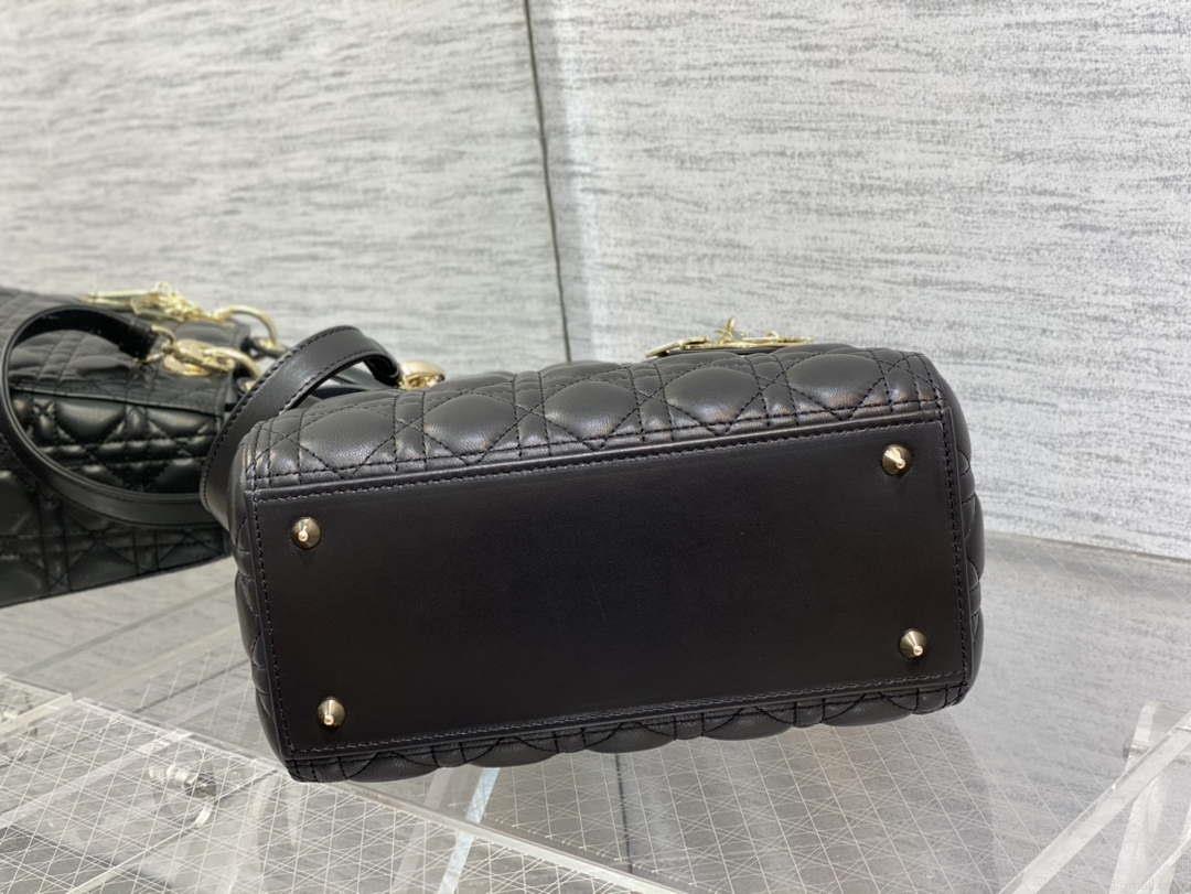 Dior M0565 Medium Lady Dior Bag Black Cannage Lambskin Enamel Hardware