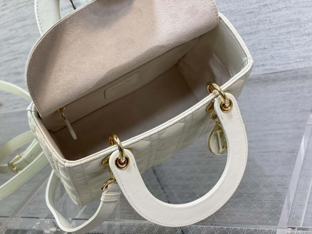Dior M0565 Medium Lady Dior Bag White Cannage Lambskin Enamel Hardware