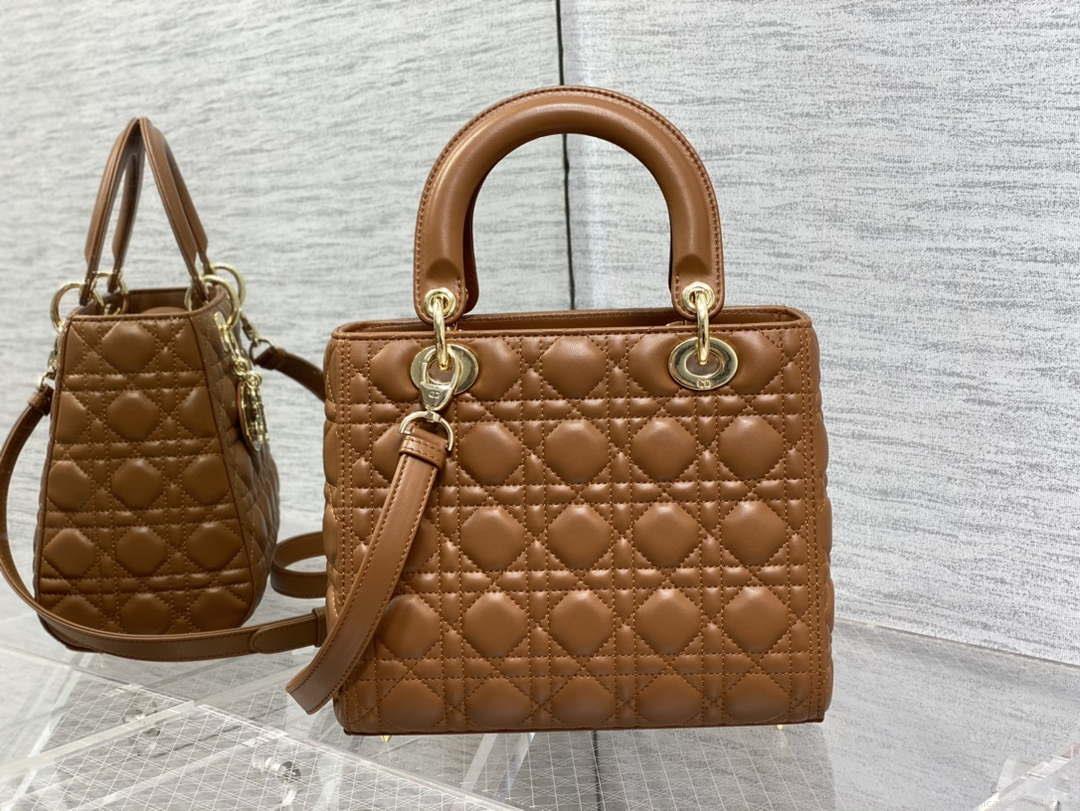 Dior M0565 Medium Lady Dior Bag Caramel Cannage Lambskin Enamel Hardware