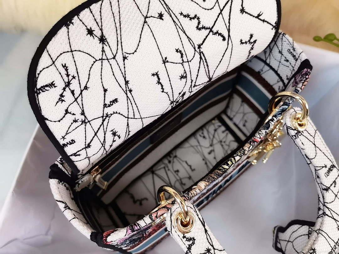 Dior M0565 Medium Lady D-Lite Multicolor Florilegio Embroidery M1027