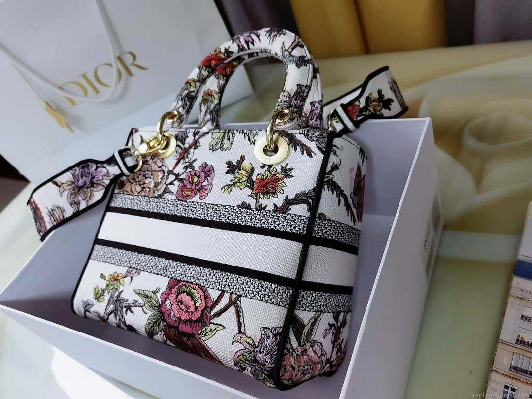 Dior M0565 Medium Lady D-Lite Multicolor Florilegio Embroidery M1030