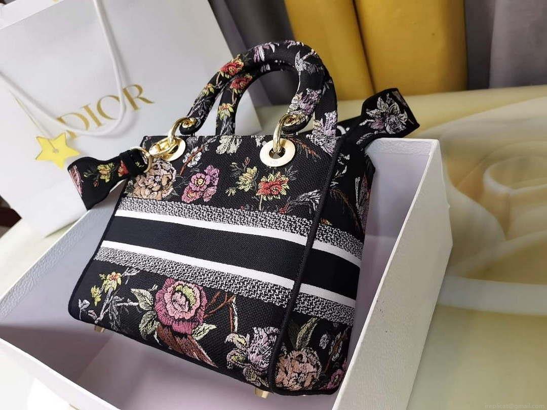 Dior M0565 Medium Lady D-Lite Multicolor Florilegio Embroidery M1031