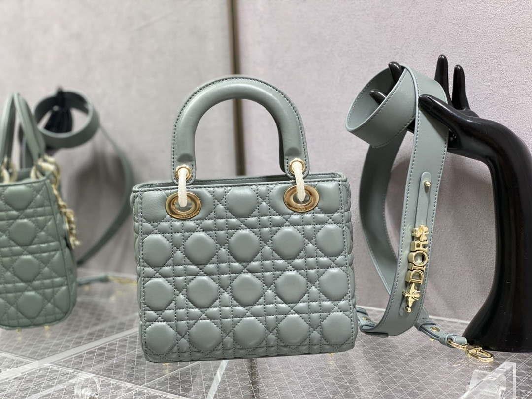 Dior M0531 Small Lady Dior Bag Rock Gray Cannage with enamel buckle