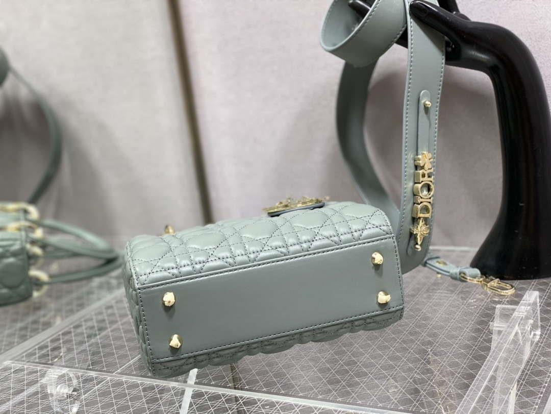 Dior M0531 Small Lady Dior Bag Rock Gray Cannage with enamel buckle