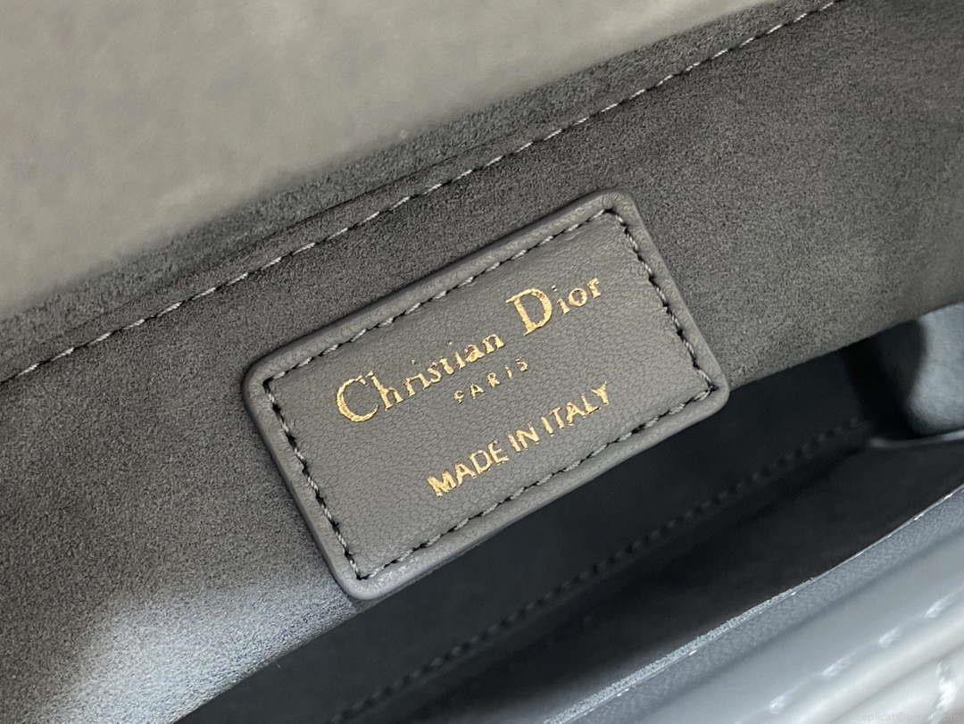 Dior M0531 Small Lady Dior Bag Rock Gray Cannage with enamel buckle