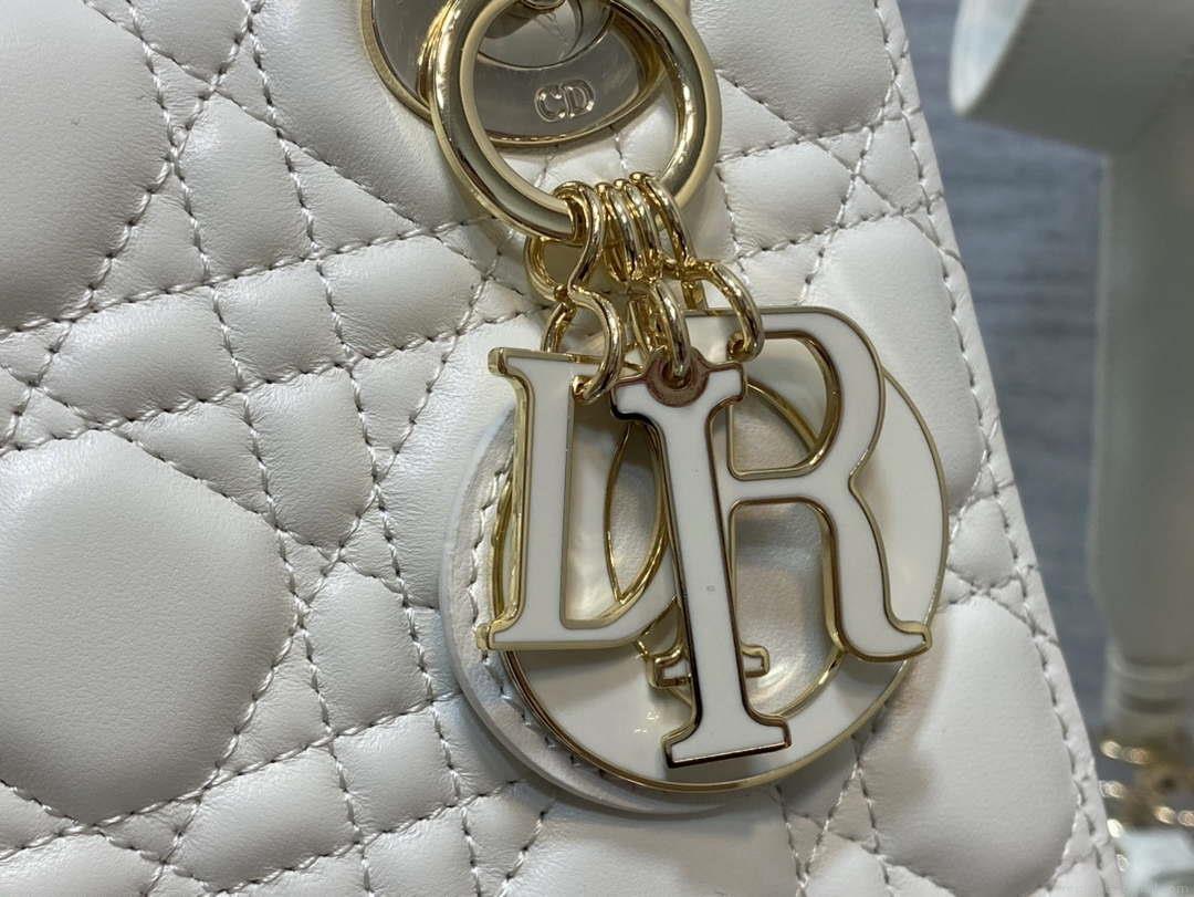 Dior M0531 Small Lady Dior Bag White Cannage with enamel buckle
