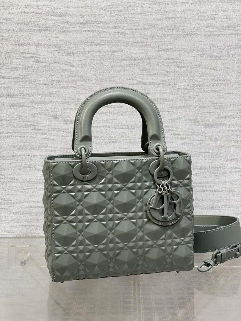 Dior M0538 Small Lady Dior Bag Matte Gray Cannage Calfskin with Diamond Motif