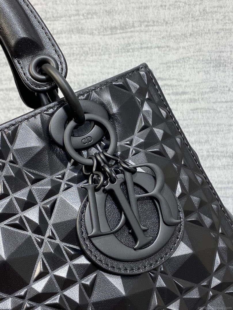 Dior M0565 Medium Lady Dior Bag Black Cannage Calfskin with Diamond Motif