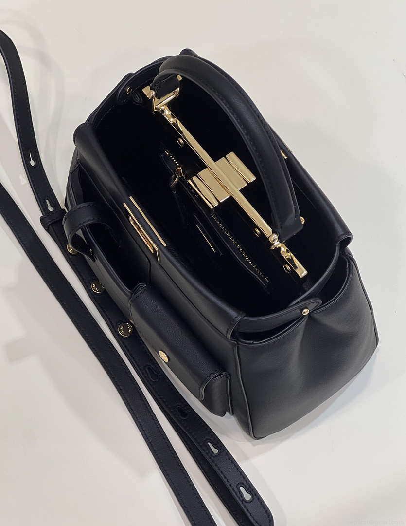 Fendi 8BN335 Peekaboo ISeeU Small Black leather bag 2113s