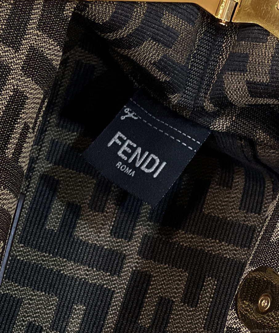 Fendi 8BP129 First Small Fuchsia leather bag 80018M Light Green