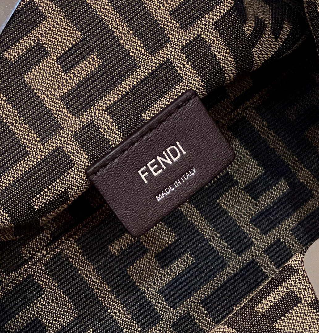 Fendi 8BP129 First Small Fuchsia leather bag 80018M Purple