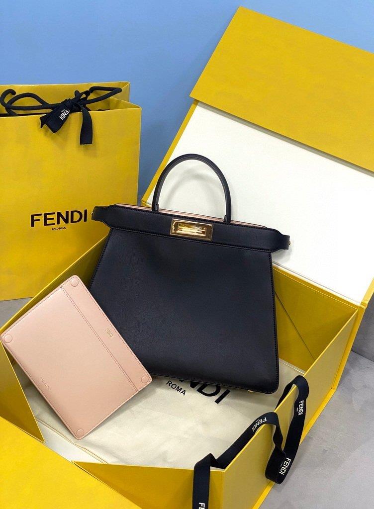 Fendi 70193 Peekaboo ISEEU MEDIUM Black Leather Bag