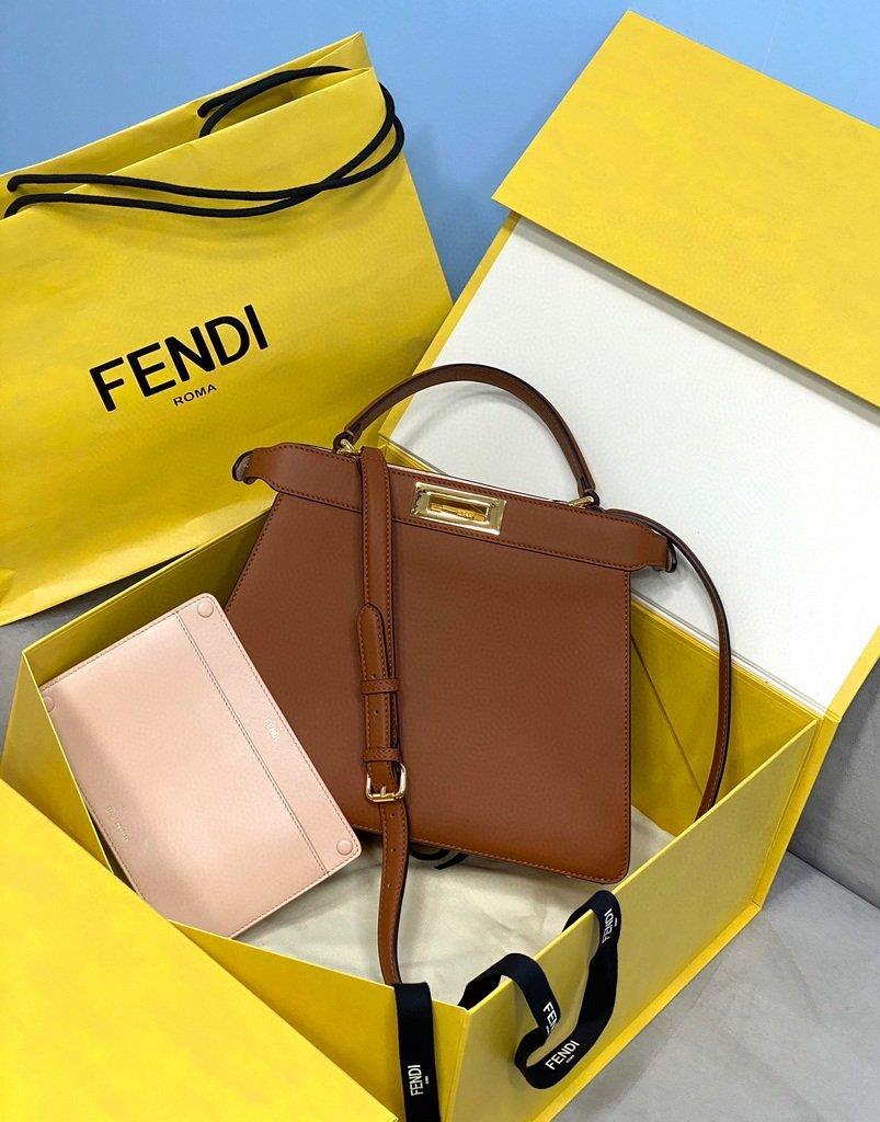 Fendi 70193 Peekaboo ISEEU MEDIUM Brown Leather Bag
