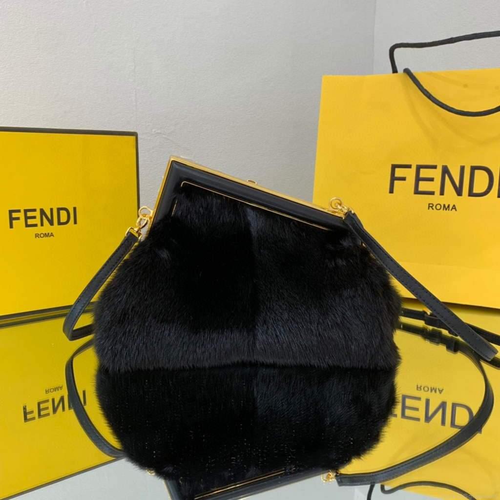 Fendi FIRST Small Bag Fox fur 8BP129 Black