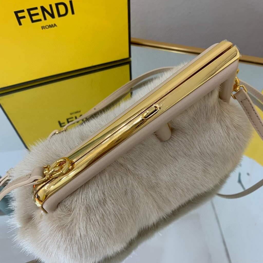 Fendi FIRST Small Bag Fox fur Bag 8BP129 Apricot