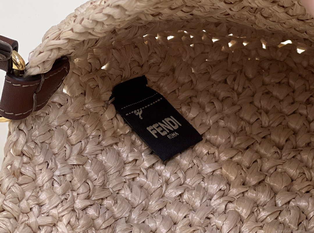 Fendi 8BS069 Fendi Beige raffia bag Croissant bag 8373