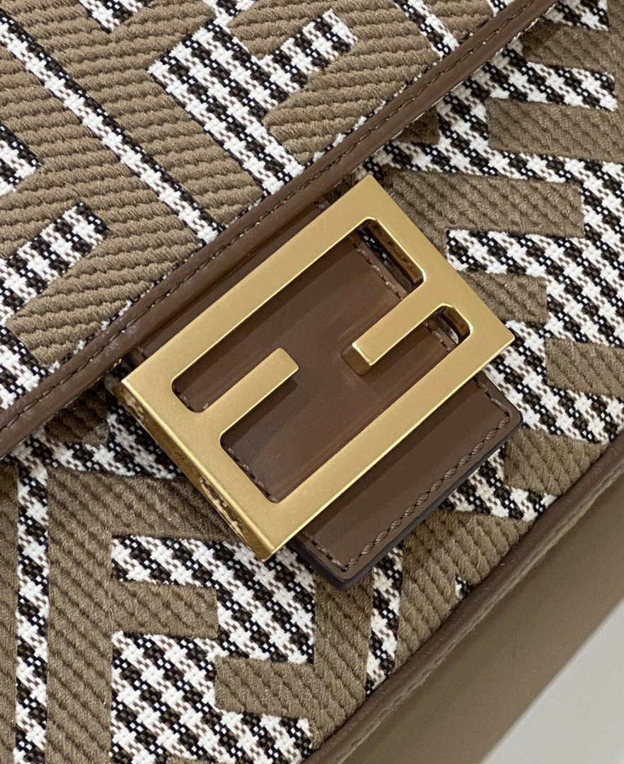 Fendi 8BR600 Baguette Brown houndstooth wool bag with FF embroidery