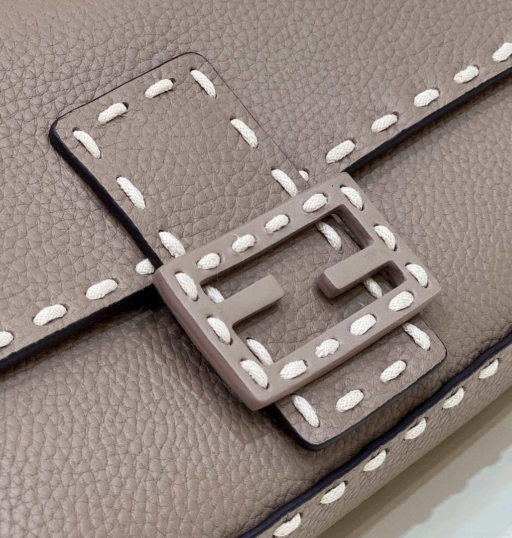 Fendi 8BR600 Baguette Gray full grain leather bag 8393