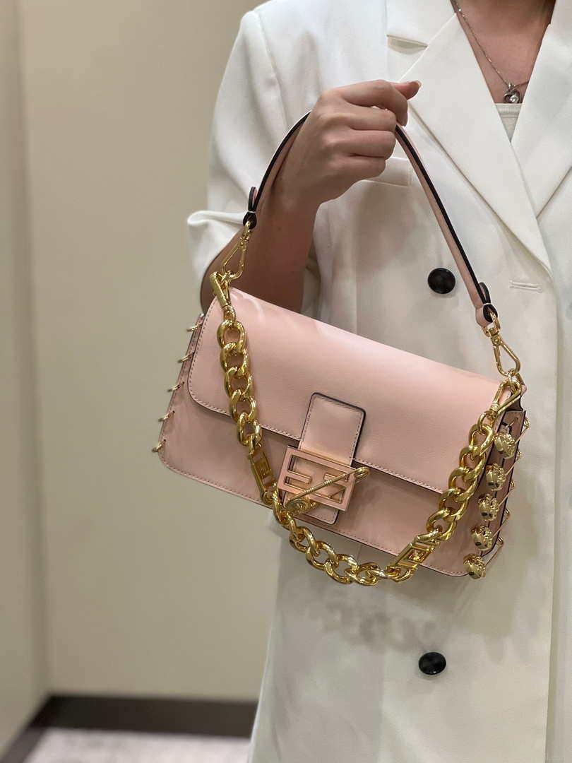 Fendi 8BR801 Baguette brooch Fendace Pink leather 8563 bag