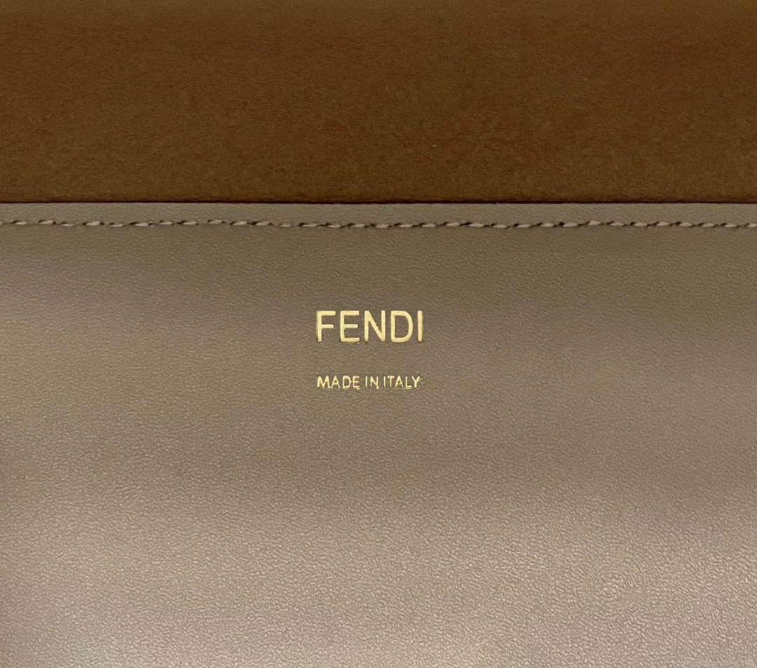 Fendi 8BH386 Sunshine Medium Tote Gray Leather and elaphe shopper bag