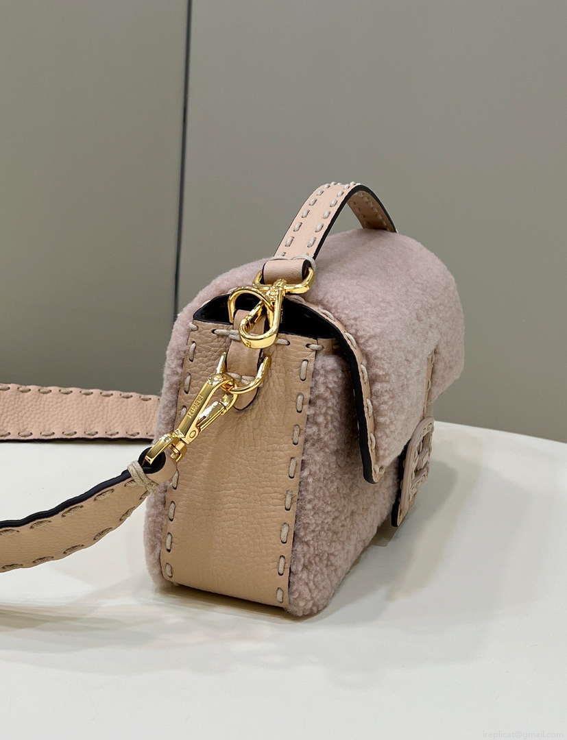 Fendi 8BR600 Baguette Medium Re-Edition bag in Pink lamé sheepskin