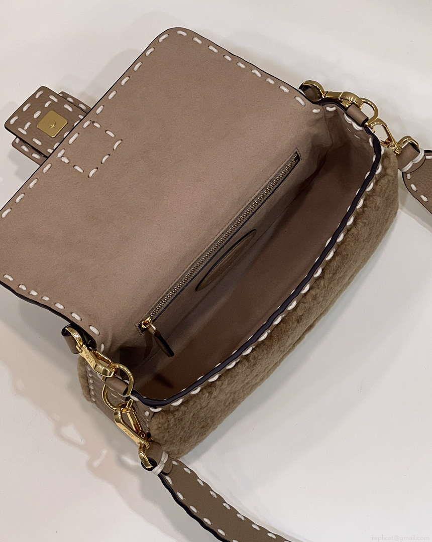 Fendi 8BR600 Baguette Medium Re-Edition bag in camel lamé sheepskin