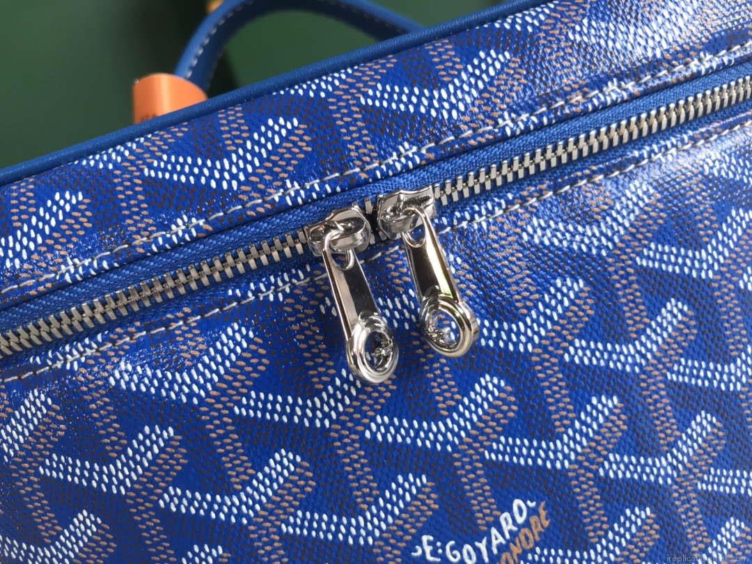 Goyard MUSEVAPMLTY01CL03P Muse Vanity Case PM Bag Blue