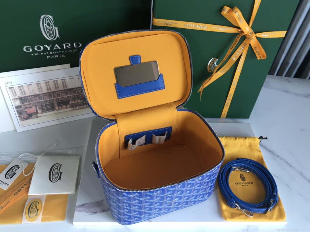 Goyard MUSEVAPMLTY01CL03P Muse Vanity Case PM Bag Blue