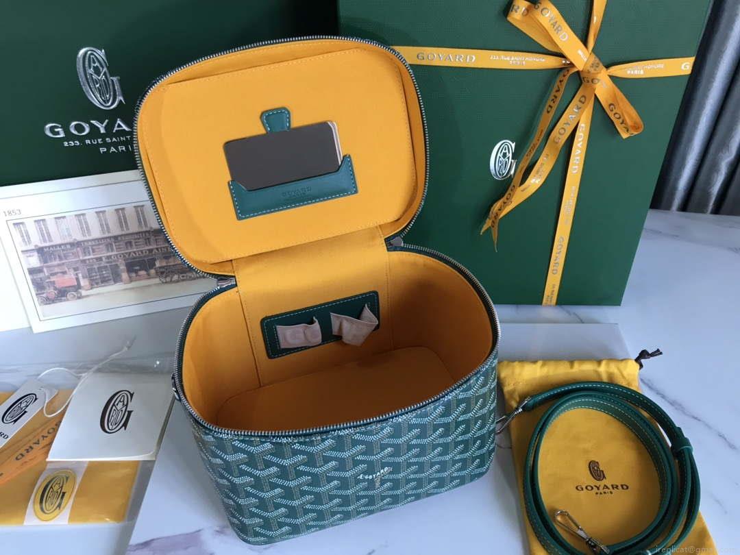 Goyard MUSEVAPMLTY01CL03P Muse Vanity Case PM Bag Green